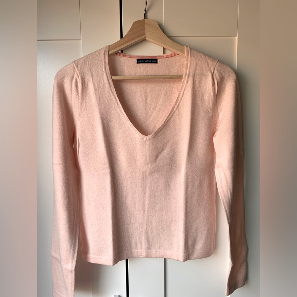 NWOT 100% Merino Wool V-neck Top